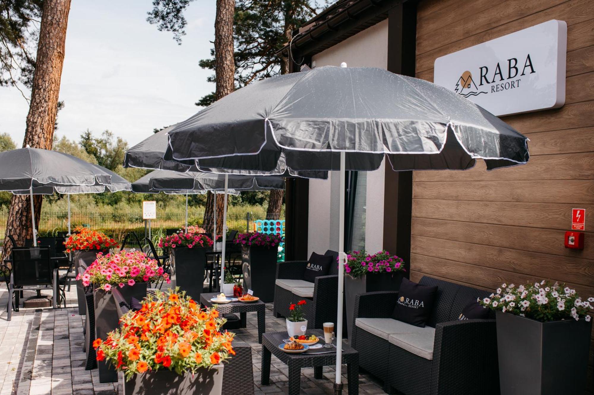 Raba Resort - Domki I Apartamenty Pod Krakowem Gdow Bagian luar foto